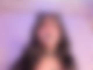 IvannaBellini01's Live Sex Cam Show