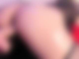 IvannaBellini01's Live Sex Cam Show