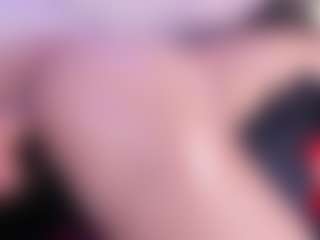 IvannaBellini01's Live Sex Cam Show
