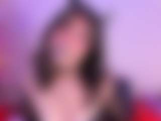 IvannaBellini01's Live Sex Cam Show