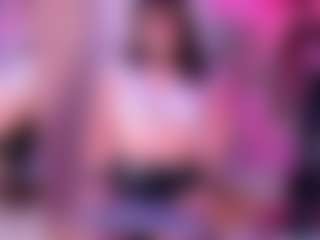 IvannaBellini01's Live Sex Cam Show