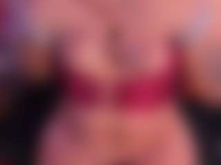 IvannaBellini01's Live Sex Cam Show