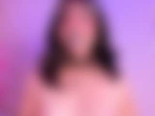 IvannaBellini01's Live Sex Cam Show