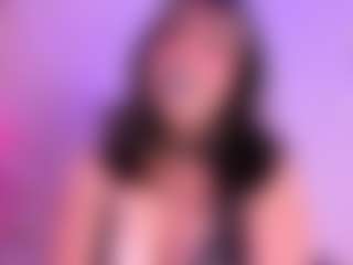 IvannaBellini01's Live Sex Cam Show