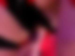 IvannaBellini01's Live Sex Cam Show