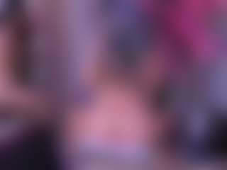 IvannaBellini01's Live Sex Cam Show