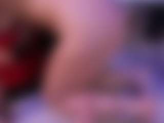 IvannaBellini01's Live Sex Cam Show