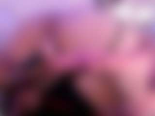 IvannaBellini01's Live Sex Cam Show