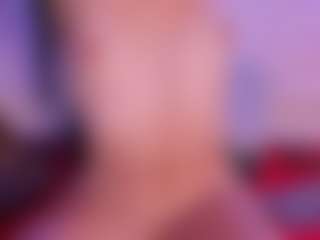 IvannaBellini01's Live Sex Cam Show