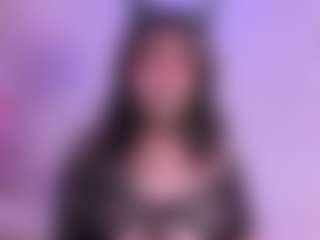 IvannaBellini01's Live Sex Cam Show