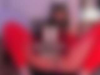Live cam show with IvannaBellini01 - Amateur Big Tits on CamClone