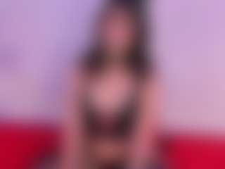 Live cam show with IvannaBellini01 - Cute on Camsoda