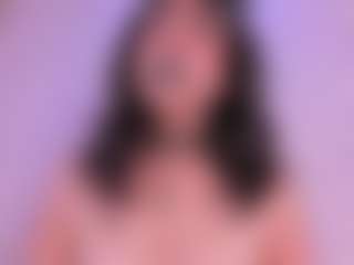 IvannaBellini01's Live Sex Cam Show