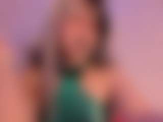 IvannaBellini01's Live Sex Cam Show