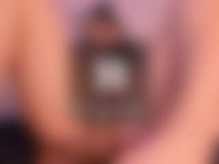 IvannaBellini01's Live Sex Cam Show