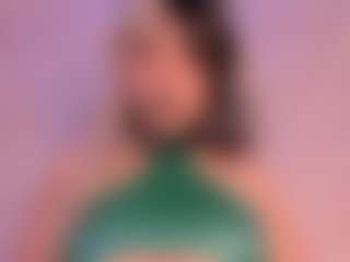 IvannaBellini01's Live Sex Cam Show