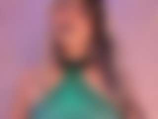 IvannaBellini01's Live Sex Cam Show