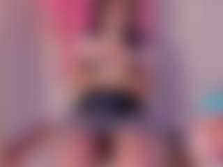 IvannaBellini01's Live Sex Cam Show