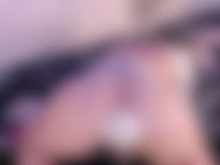 IvannaBellini01's Live Sex Cam Show