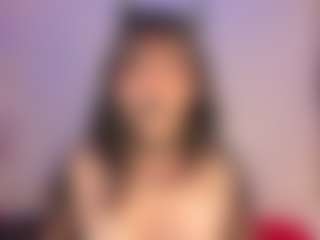 IvannaBellini01's Live Sex Cam Show