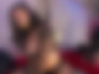 IvannaBellini01's Live Sex Cam Show