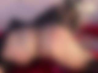IvannaBellini01's Live Sex Cam Show