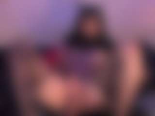 IvannaBellini01's Live Sex Cam Show