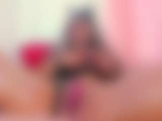 Live cam show with IvannaBellini01 - Fingers on Camsoda
