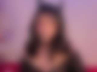 IvannaBellini01's Live Sex Cam Show