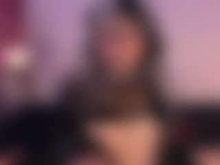 IvannaBellini01's Live Sex Cam Show