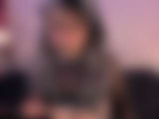 IvannaBellini01's Live Sex Cam Show