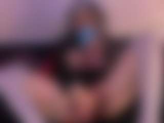 IvannaBellini01's Live Sex Cam Show