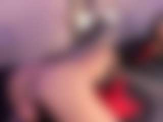 IvannaBellini01's Live Sex Cam Show