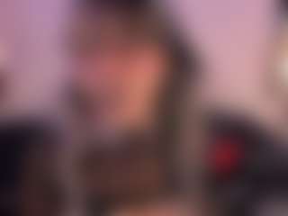 Live cam show with IvannaBellini01 - Big Ass Teen (18+) on CamwithHer