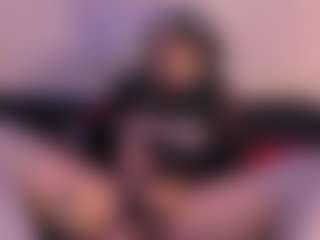 Live cam show with IvannaBellini01 - Anal Latina on Uber Horny