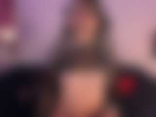 Live cam show with IvannaBellini01 - Anal Teen (18+) on CamClone
