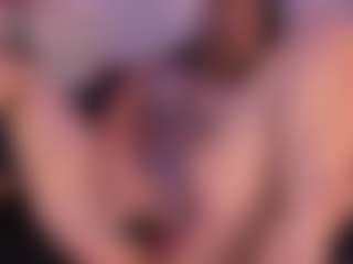 Live cam show with IvannaBellini01 - Big Tits on Strip Flash - Live Sex Shows