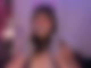 IvannaBellini01's Live Sex Cam Show