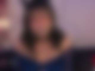 IvannaBellini01's Live Sex Cam Show