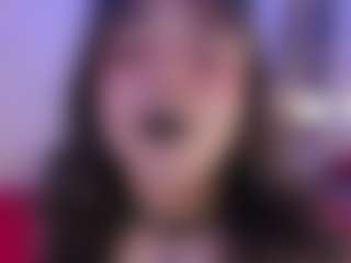 IvannaBellini01's Live Sex Cam Show