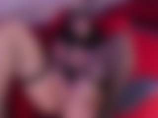 IvannaBellini01's Live Sex Cam Show