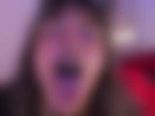 IvannaBellini01's Live Sex Cam Show