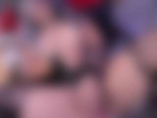 IvannaBellini01's Live Sex Cam Show