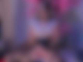 IvannaBellini01's Live Sex Cam Show