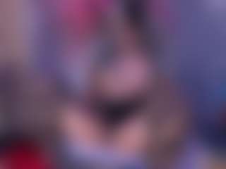 IvannaBellini01's Live Sex Cam Show