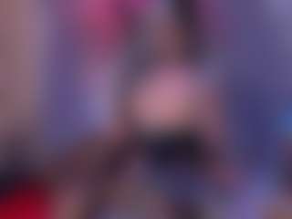 IvannaBellini01's Live Sex Cam Show