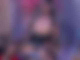 IvannaBellini01's Live Sex Cam Show