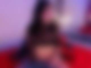 IvannaBellini01's Live Sex Cam Show