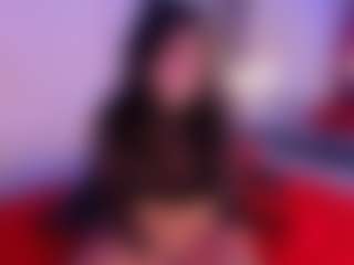 IvannaBellini01's Live Sex Cam Show