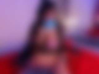 Live cam show with IvannaBellini01 - Big Ass Big Tits on CamwithHer